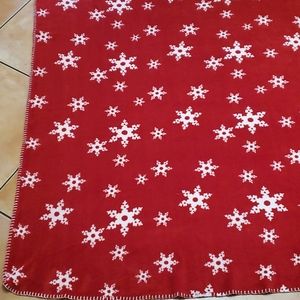 Snowflake Holiday Fuzzy Blanket Throw